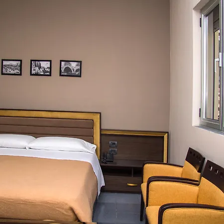 Hotel Old Town 2*